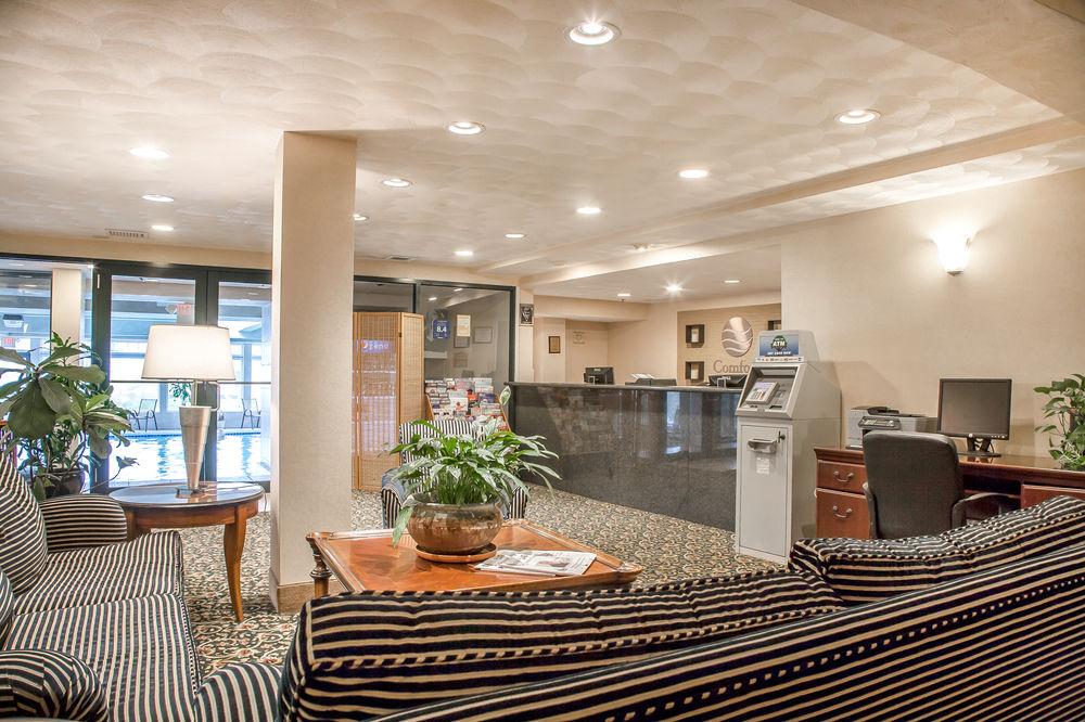 Comfort Inn At Newport Beach Мідлтаун Екстер'єр фото