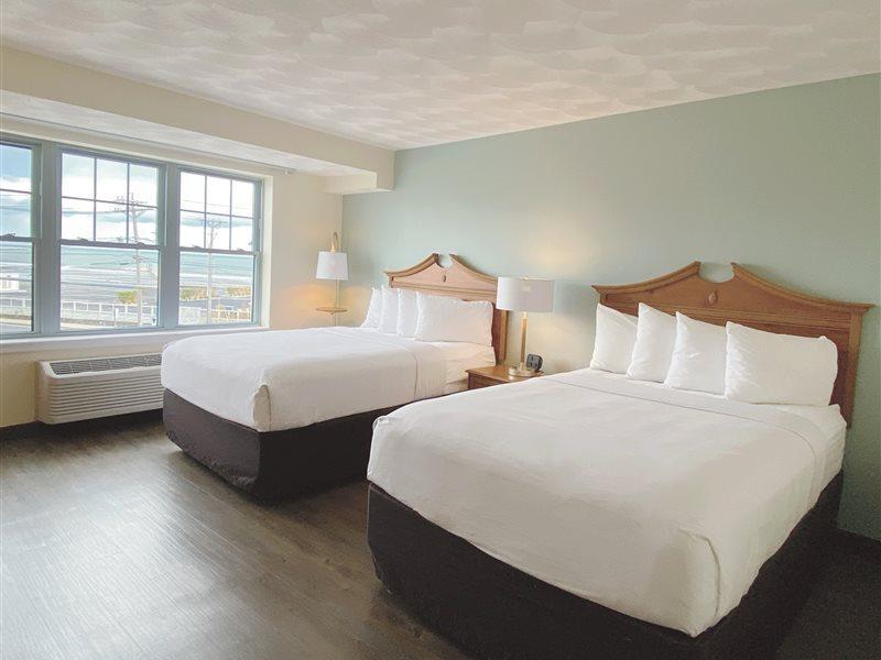 Comfort Inn At Newport Beach Мідлтаун Екстер'єр фото