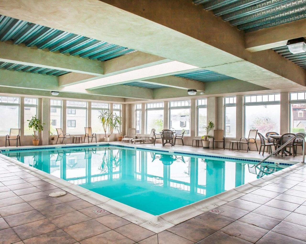 Comfort Inn At Newport Beach Мідлтаун Екстер'єр фото