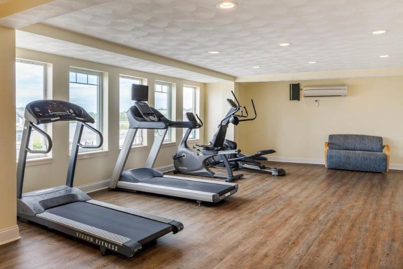 Comfort Inn At Newport Beach Мідлтаун Екстер'єр фото
